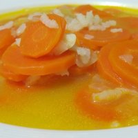 Sopa de zanahoria y arroz